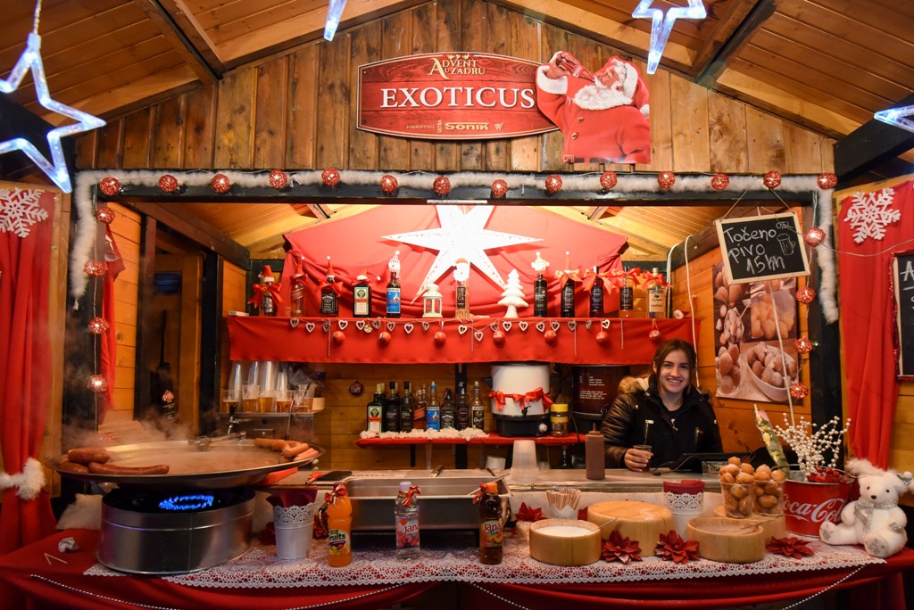 Spektakularni doček Nove 2017. godine na zadarskom Popuotoku Spektakularni doček Nove 2017. godine na zadarskom Popuotoku