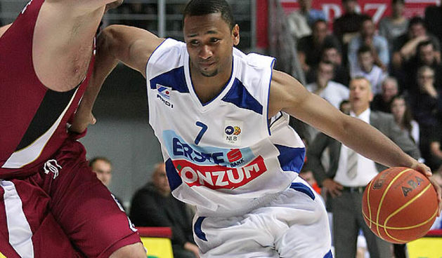 Malik Dixon, KK Zadar – KK Bosna