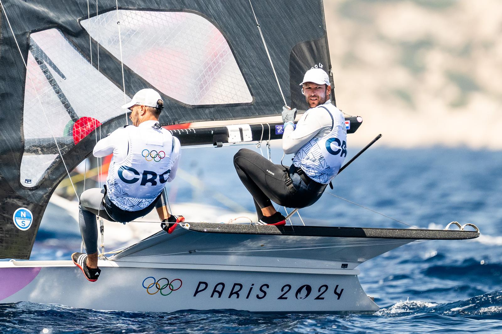 OI Pariz 2024: Braća Fantela u klasi 49er na regatnom polju u Marseilleu