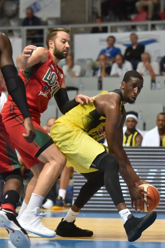 ZDBT 2016: Fenerbahce – Lokomotiv Kuban 88-67. Photo: Dino Stanin/PIXSELL