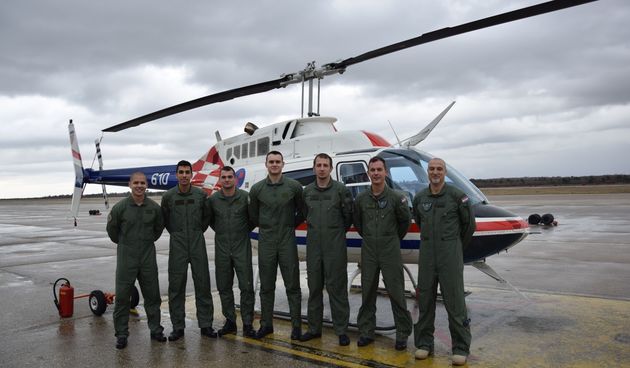 U Zemuniku izvedeni prvi samostalni letovi učenika na helikopterima “Bell-206B”