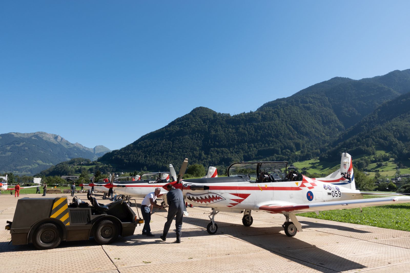 “Krila Oluje” nastupila u Švicarskoj