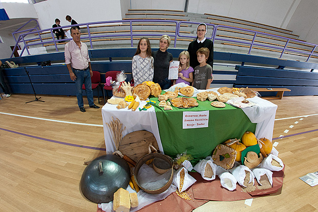 “Dani kruha 2011” u bibinjskoj OŠ “Stjepan Radić”, Foto: Leo Banić