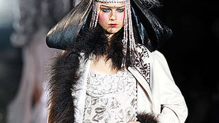 Paris Fashion Week: John Galliano jesen 2010 (Coutorture.com)