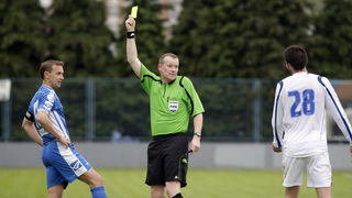 Varazdin, 080510.
Na gradskom stadionu u Varazdinu igra se 29. kolo prve HNL izmedju Varteksa i Zadra.
Na slici: sudac Damir Batinic.
Foto: Zeljko Hajdinjak / CROPIX