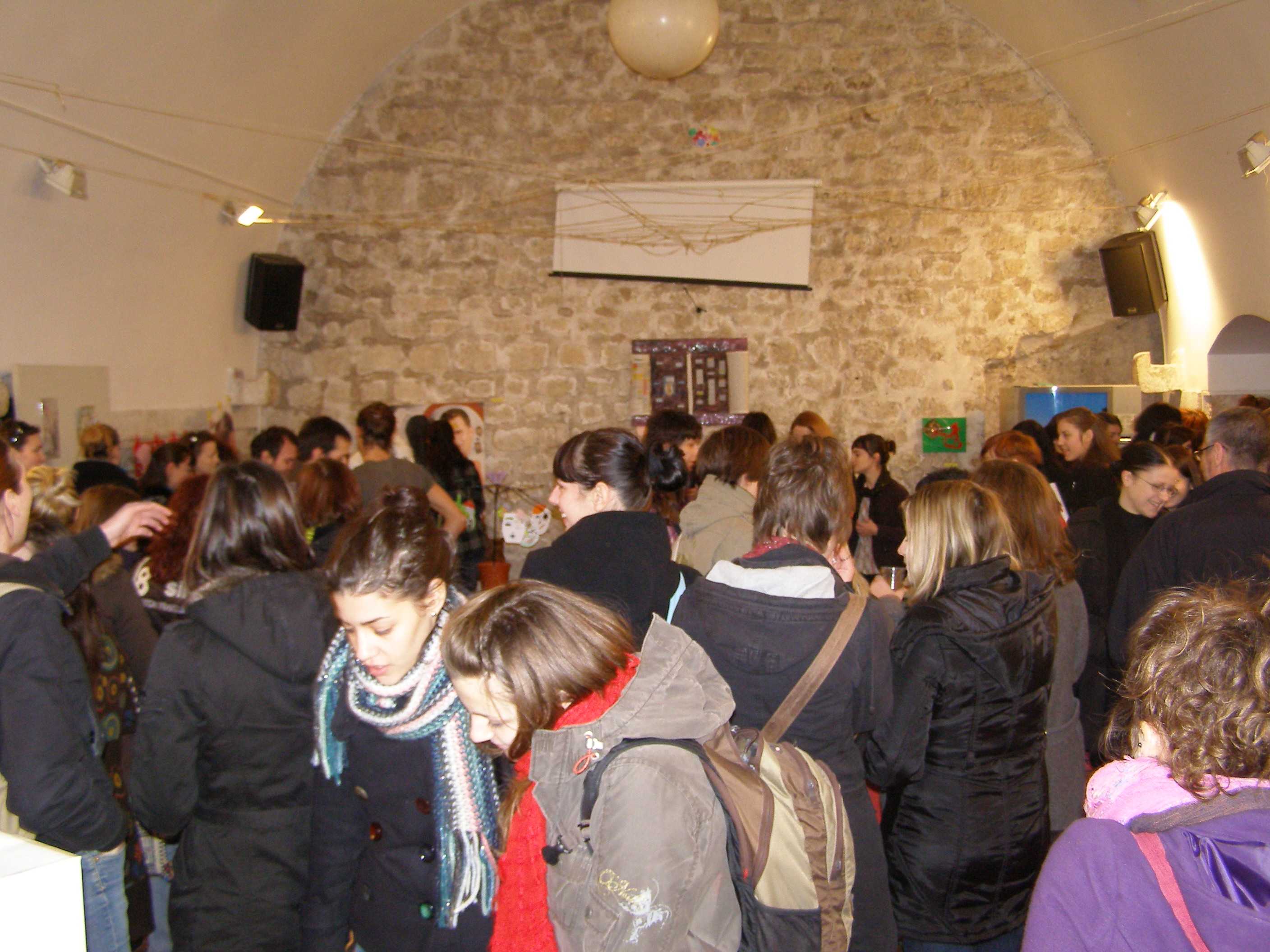 Izložba dadaizam u Studentskom klubu Izložba dadaizam u Studentskom klubu