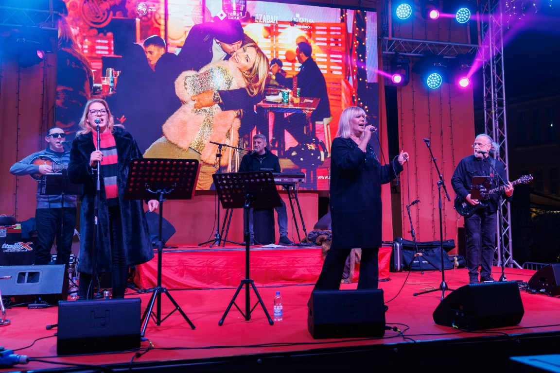 Koncert Marine Tomašević na Adventu u Zadru