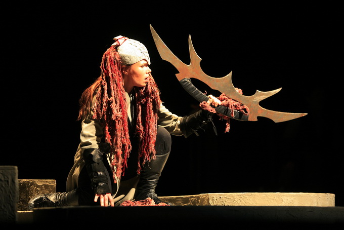 Rijeka, 250212.
U organizaciji muzeja starih racunala Peek & Poke u Hrvatskom kulturnom domu (HKD) na Susaku prikazana je prva klingonska opera na svijetu u izvedbi nizozemskog teatra Zeebelt. Opera pod nazivom U na jeziku je Klingonaca, izmisljenog ratni Rijeka, 250212.
U organizaciji muzeja starih racunala Peek & Poke u Hrvatskom kulturnom domu (HKD) na Susaku prikazana je prva klingonska opera na svijetu u izvedbi nizozemskog teatra Zeebelt. Opera pod nazivom U na jeziku je Klingonaca, izmisljenog ratni