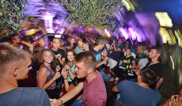 Nightwalk Fashion @Vagabundo bar Vir ; foto Iva Perinčić