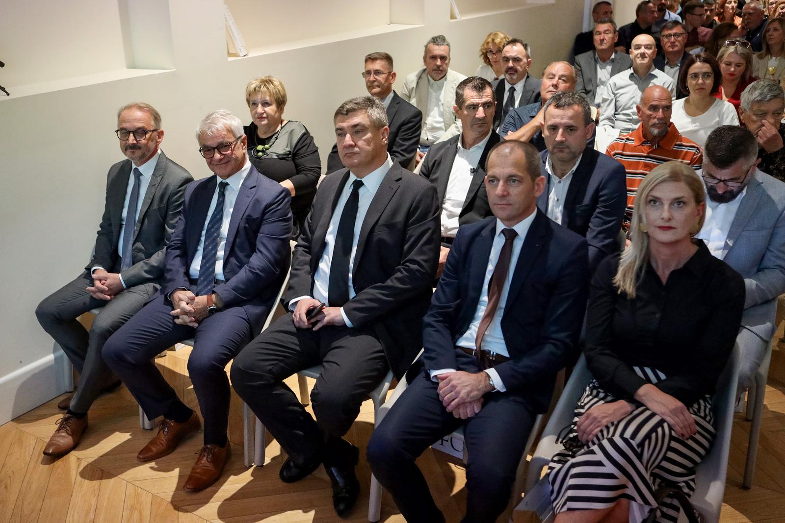 Svečana akademija povodom obilježavanja 400. obljetnice utemeljenja Državnog arhiva Svečana akademija povodom obilježavanja 400. obljetnice utemeljenja Državnog arhiva