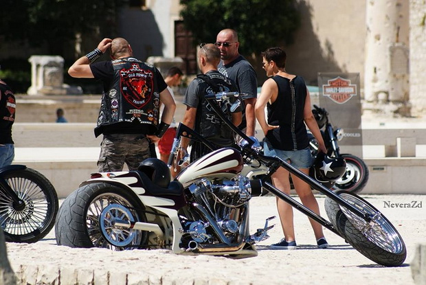 Nekoliko stotina vlasnika kultnih Harley Davidsona danas je posjetilo Zadar, Foto: Nevera ZD