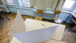 Kandidat za gradonačelnika Marko Vučetić i kandidat za župana Božidar Longin izašli na birališta Kandidat za gradonačelnika Marko Vučetić i kandidat za župana Božidar Longin izašli na birališta