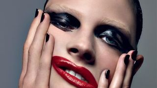 Editorijal u magazinu Interview (Moda.hr) Editorijal u magazinu Interview (Moda.hr)