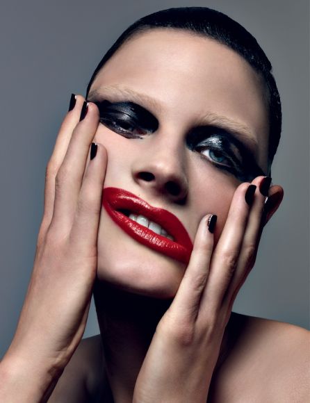 Editorijal u magazinu Interview (Moda.hr) Editorijal u magazinu Interview (Moda.hr)