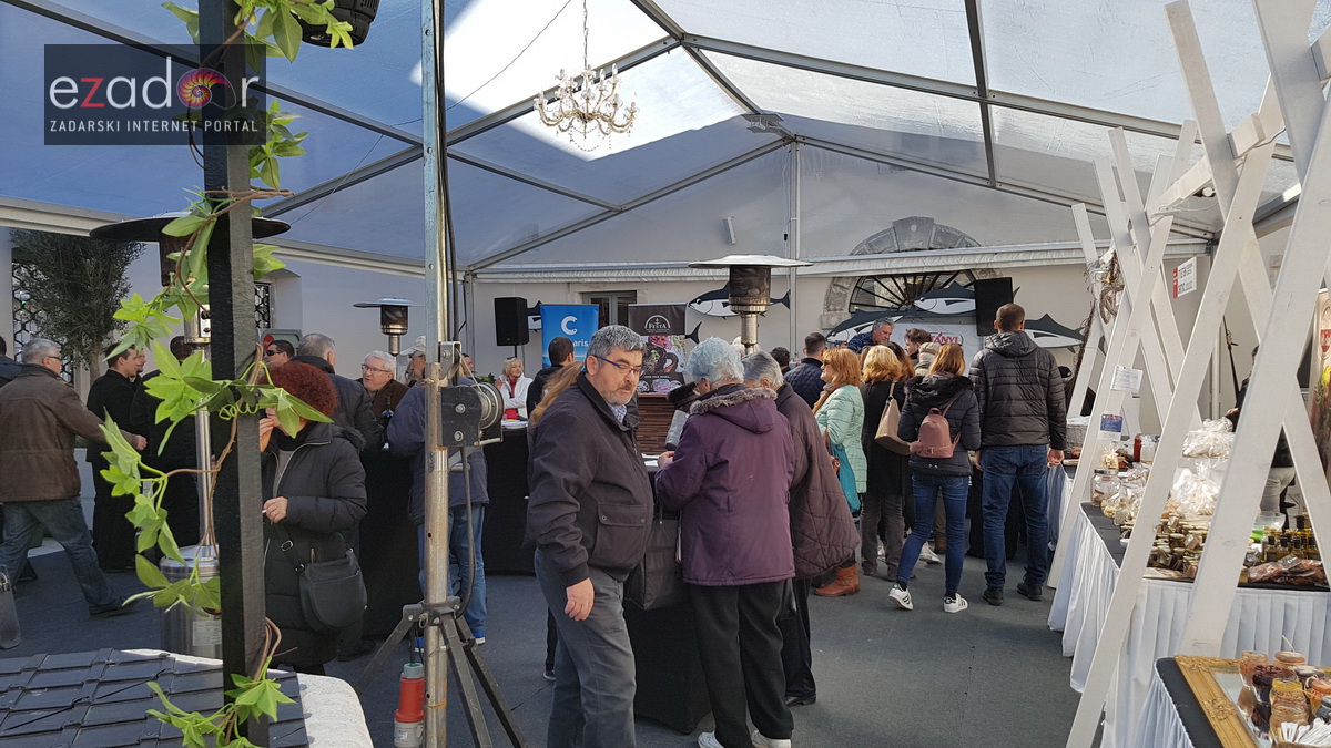 Priprema rižota s plodovima mora u sklopu Tuna, Sushi & Wine Festivala Priprema rižota s plodovima mora u sklopu Tuna, Sushi & Wine Festivala