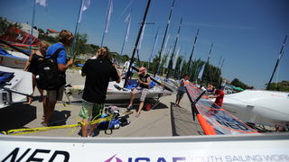 Zadar, 070711.
Svjetsko juniorsko prvenstvo u jedrenju 07.-15.srpnja 2011.
ISAF 2011.
Danas je u organizaciji jedrlicarskog kluba Uskok iz Zadra pocelo svjetsko juniorsko prvenstvo u jedrenju za klase SL 16, 420, 29er, Laser i RS-X. Na prvenstvu se natjec Zadar, 070711.
Svjetsko juniorsko prvenstvo u jedrenju 07.-15.srpnja 2011.
ISAF 2011.
Danas je u organizaciji jedrlicarskog kluba Uskok iz Zadra pocelo svjetsko juniorsko prvenstvo u jedrenju za klase SL 16, 420, 29er, Laser i RS-X. Na prvenstvu se natjec