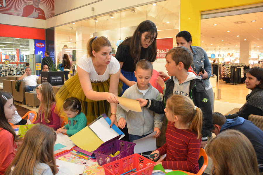 Supernova: Vesela subota 26. travnja 2014. Foto: Iva Perinčić Supernova: Vesela subota 26. travnja 2014. Foto: Iva Perinčić