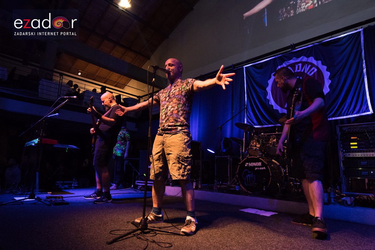 Hladno pivo @ Arsenal Zadar Hladno pivo @ Arsenal Zadar