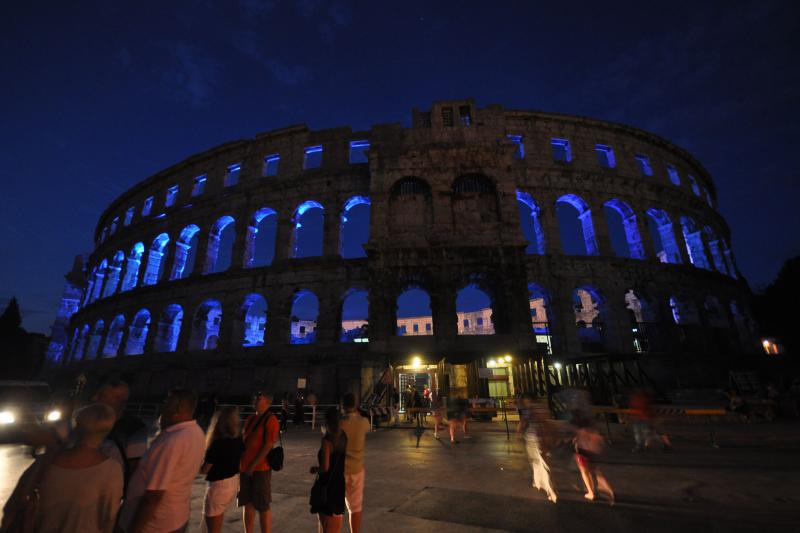2CELLOS održali koncert u pulskoj Areni i oduševili 5 tisuća fanova, Foto: Duško Marušić/PIXSELL