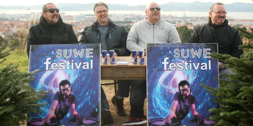 Udruga Bleke i konji odrzala je konferenciju za medije na zadarskom vidikovcu, na kojoj su najavili SUWE festival. Photo: Dino Stanin/PIXSELL