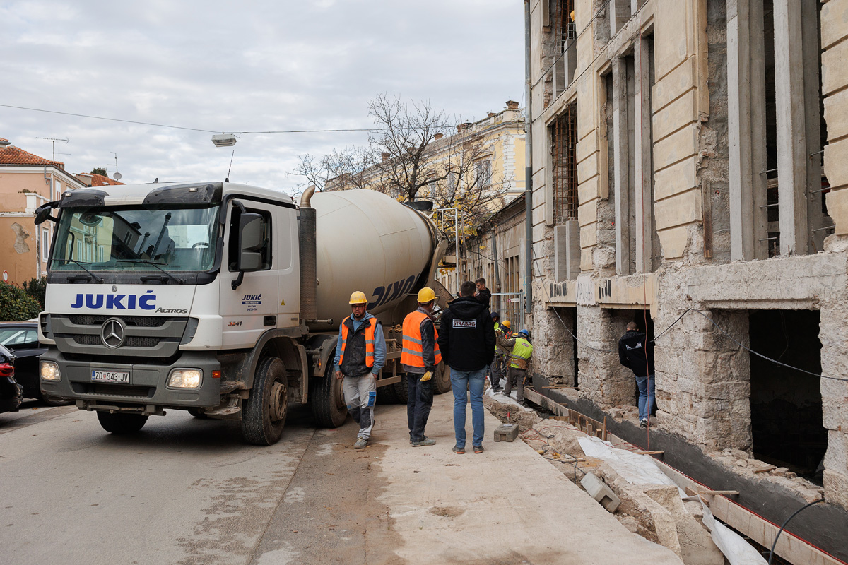 Đir po gradu 22. prosinca 2021. Đir po gradu 22. prosinca 2021.