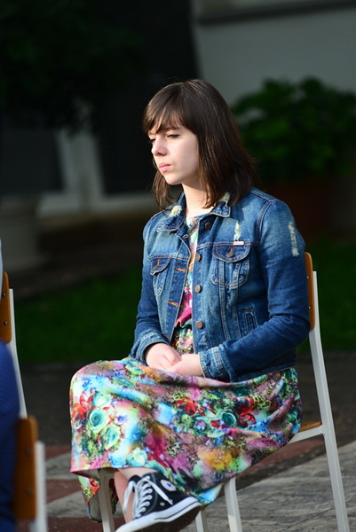 Kazališna udruga “Igrajmo se” predstavila je dramsku igru “Coffee to go” u atriju Gradske knjižnice Zadar