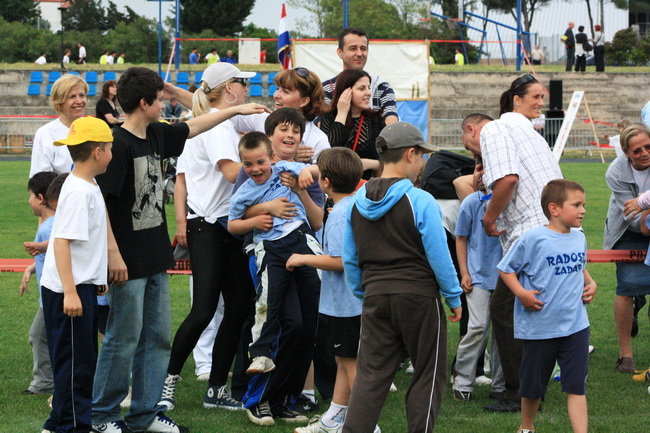 9. Olimpijski festival djecjih vrtica Zadarske zupanije: Nogometni turnir djevojcica i djecaka
