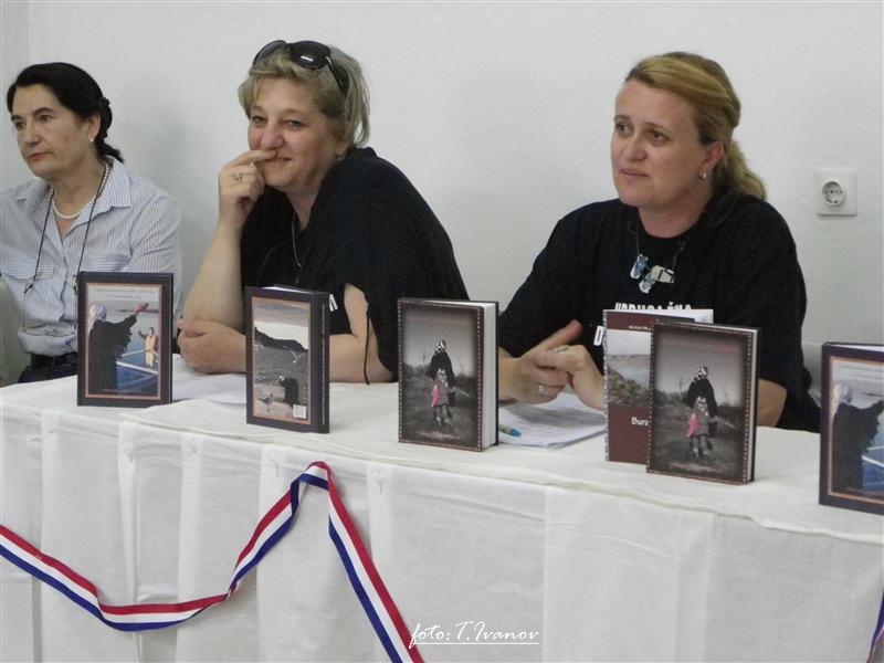 “Žene u domovinskom ratu – Zadar” predstavile knjigu u Poljani