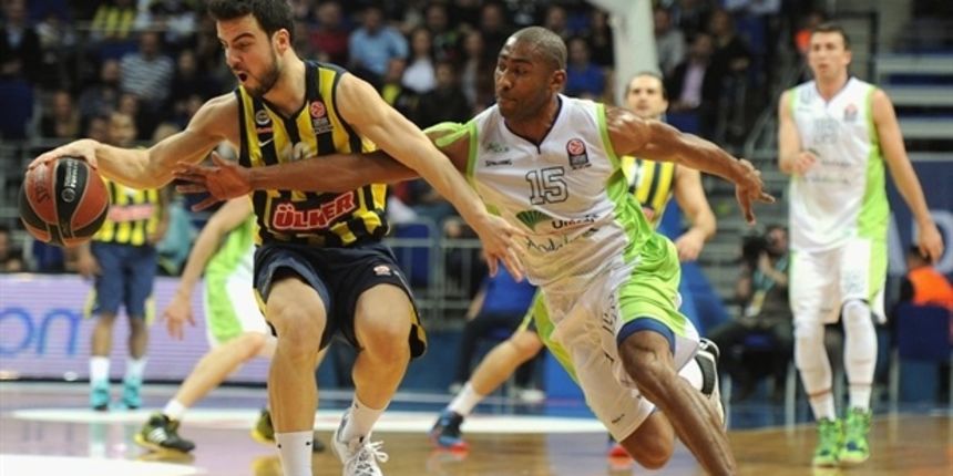 Fenerbahce – Unicaja Malaga, foto: euroleague.net Fenerbahce – Unicaja Malaga, foto: euroleague.net