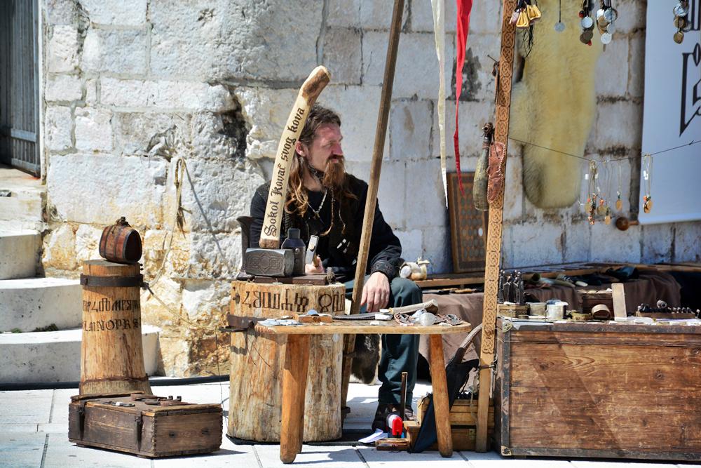 Kulturni Majdan na Trgu 5 bunara Kulturni Majdan na Trgu 5 bunara