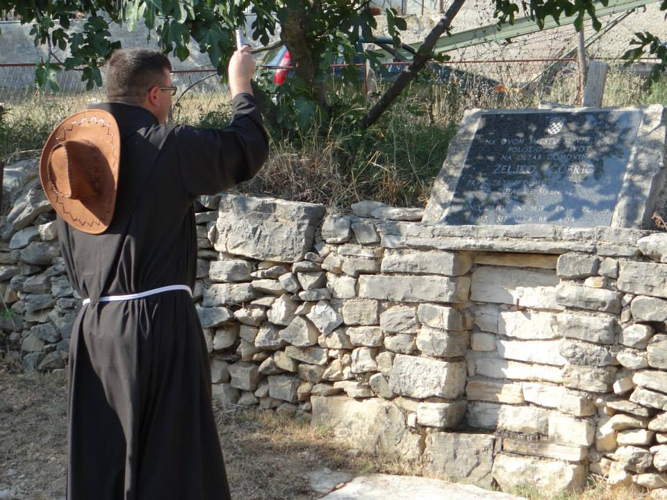 Molitvena hodnja “Koracima nade u istinu”