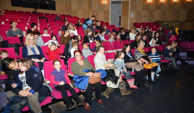 U Kazalištu lutaka Zadar odigrana je predstava “Čarobnjak iz Oza” u režiji Dražena Ferenčine. Foto: Iva Perinčić