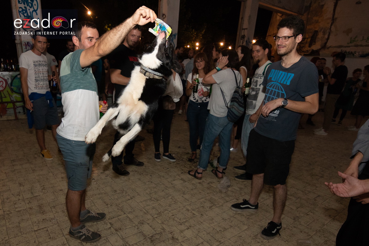 KvartArt 2018.: Art buvljak & koncert Nipplepeoplea