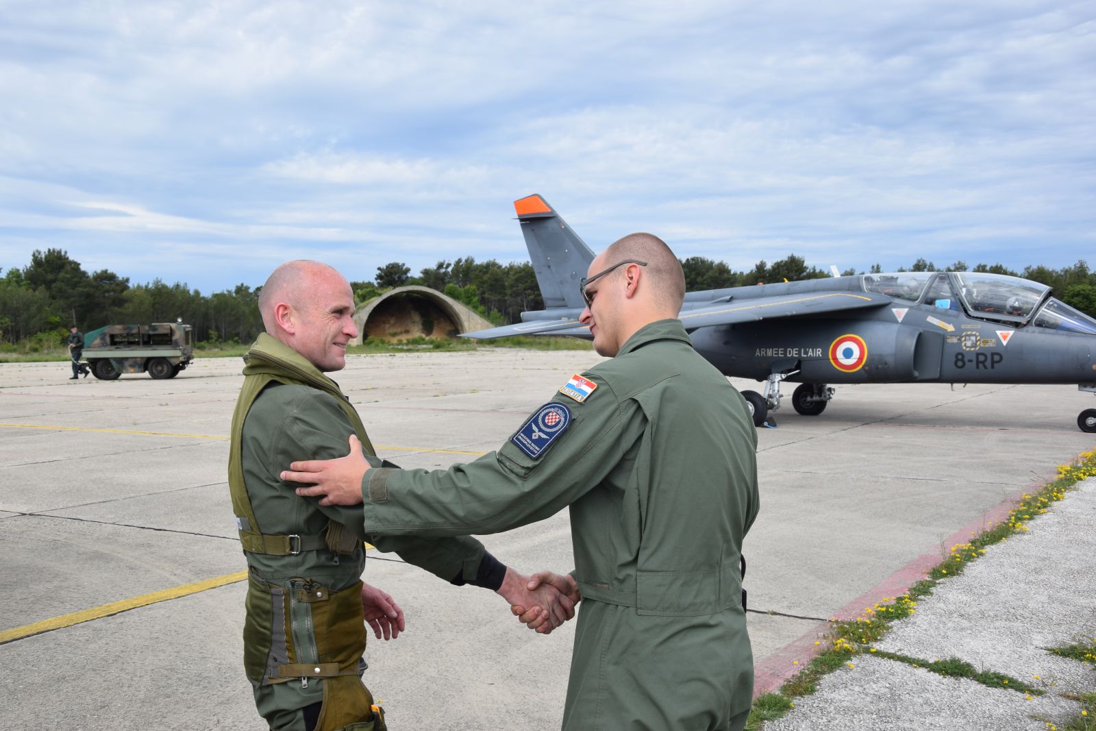 Tri francuska vojna aviona Dassault Alphajet u posjeti bazi Zemunik