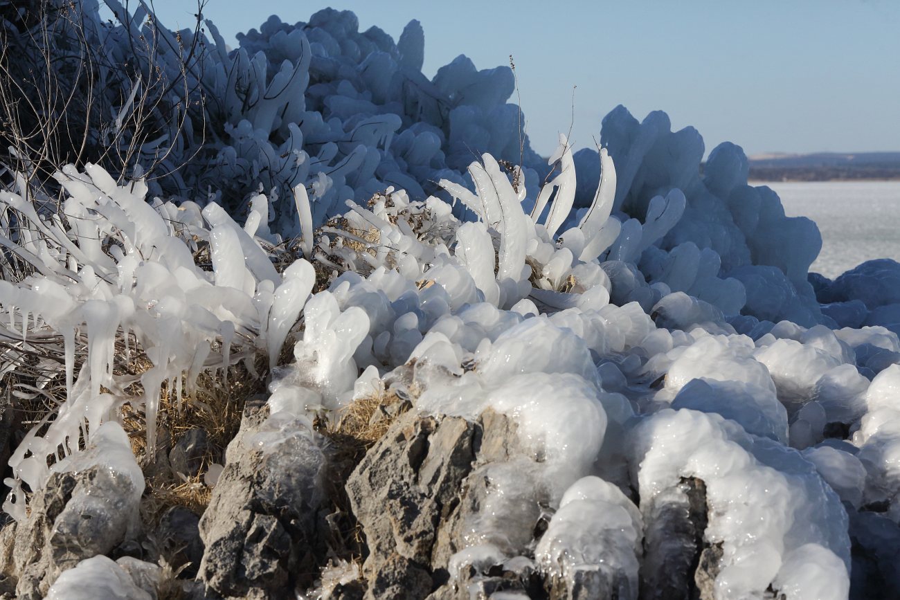 Šetnja po zaleđenom i bajkovitim Vranskim jezerom Šetnja po zaleđenom i bajkovitim Vranskim jezerom