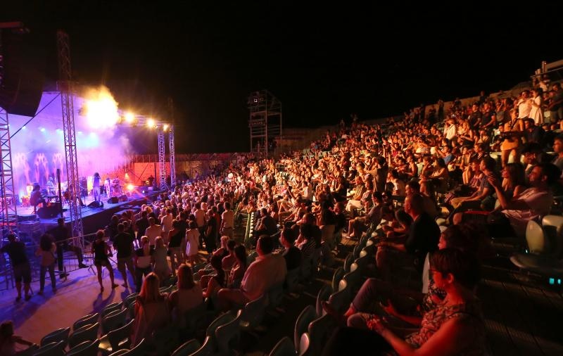 Na tvrdjavi sv. Mihovila Goran Bare s Majkama odrzao koncert. Photo: Dusko Jaramaz/PIXSELL Na tvrdjavi sv. Mihovila Goran Bare s Majkama odrzao koncert. Photo: Dusko Jaramaz/PIXSELL