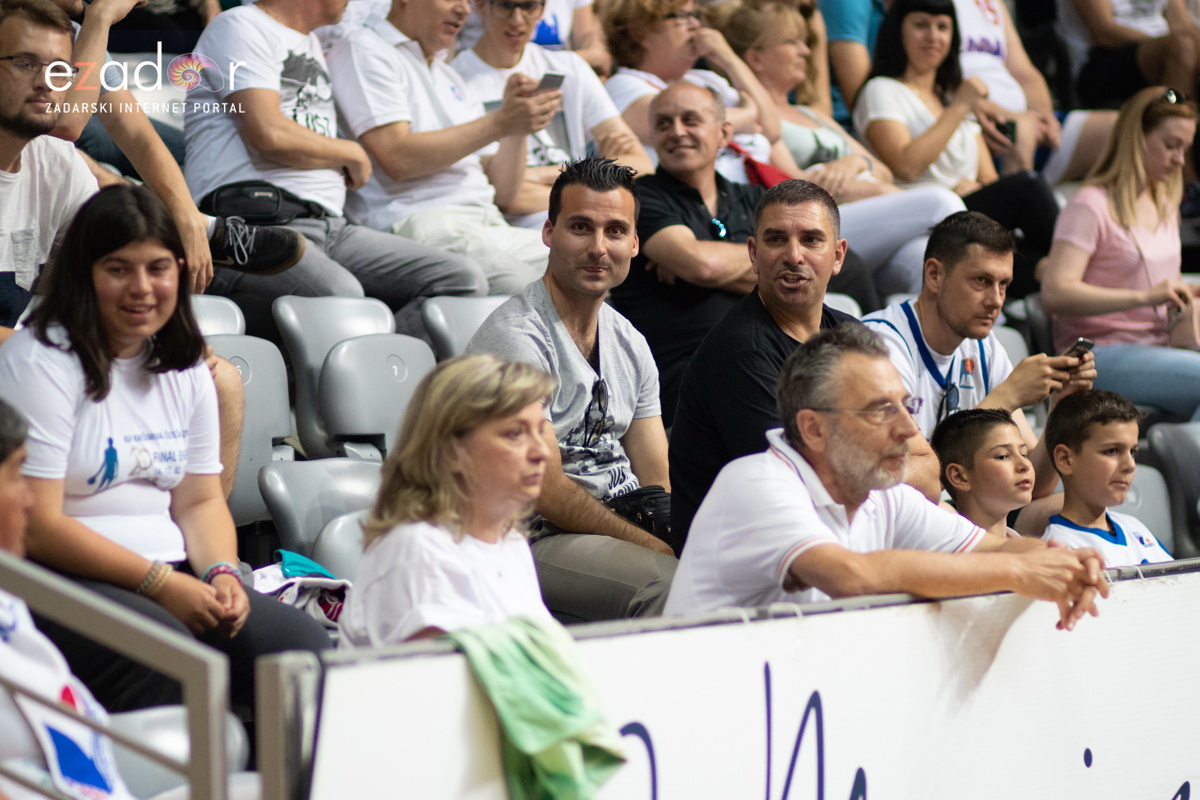 Polufinale doigravanja HT Premijer lige, 1. utakmica: KK Zadar – KK Cibona 89-78