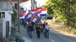 Koracima nade u istinu