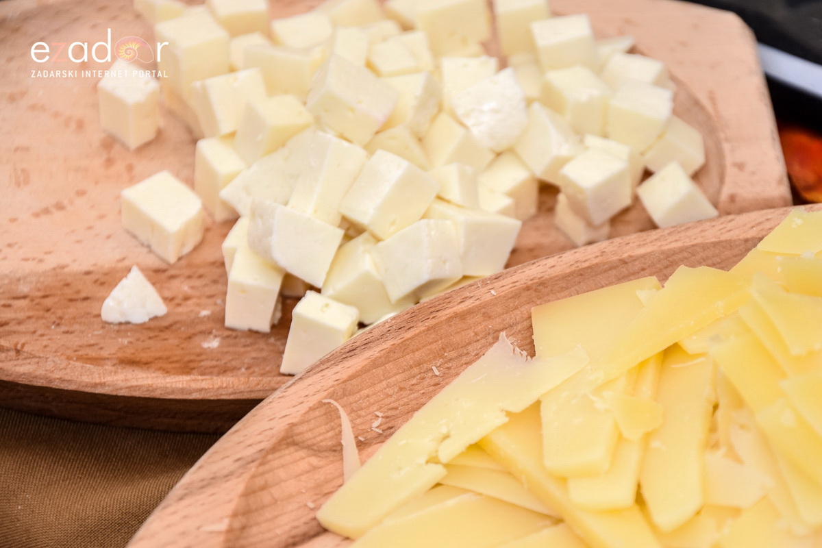 4. Fešta od sira u Kolanu