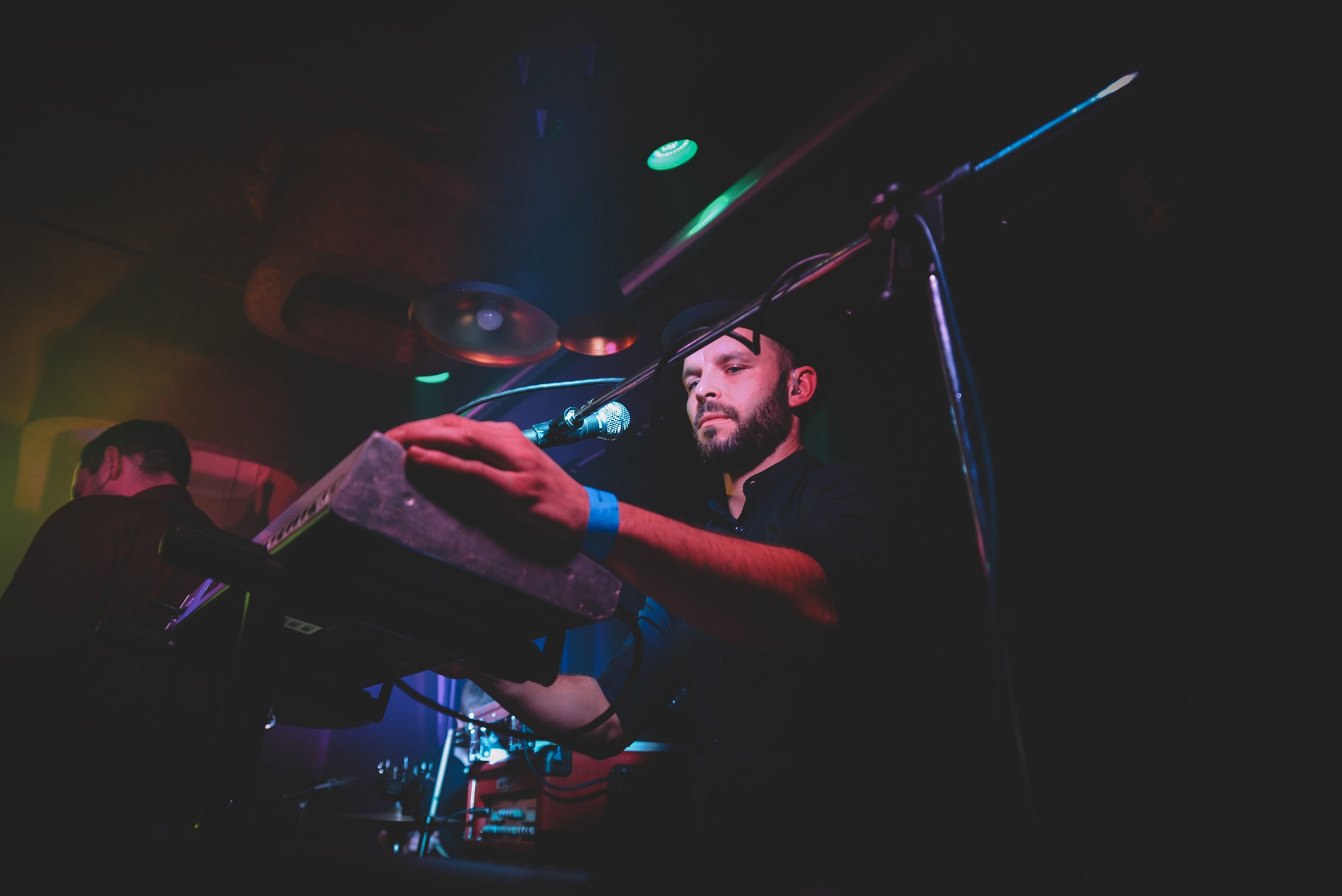 Vatra i Epilog u Maraschino baru, Foto: Iva Perinčić Vatra i Epilog u Maraschino baru, Foto: Iva Perinčić