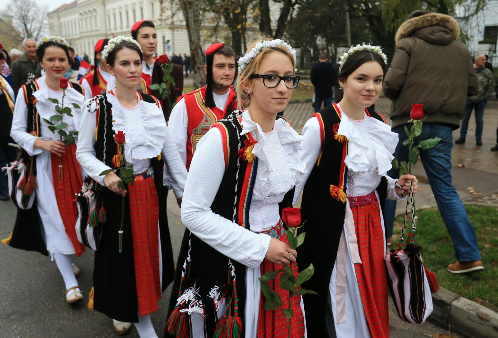 Kolona Sjećanja u Vukovaru 18. studenog 2017. Kolona Sjećanja u Vukovaru 18. studenog 2017.