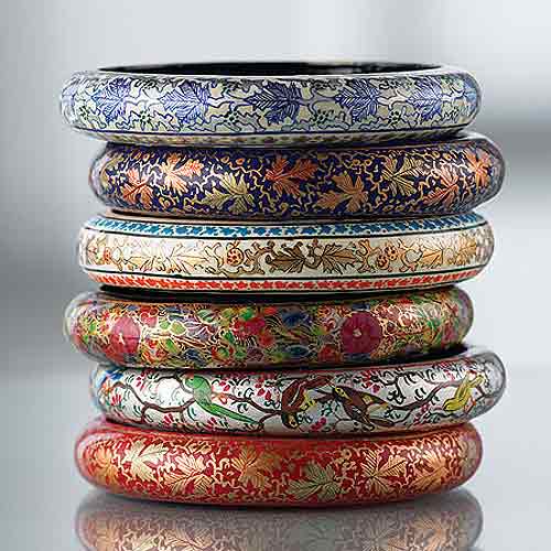 Okitite se hrpom narukvica! (moda.com)