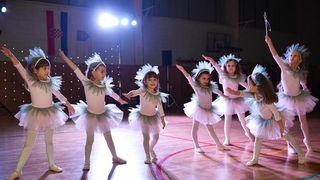 Plesna Božićna čarolija na otoku Pagu