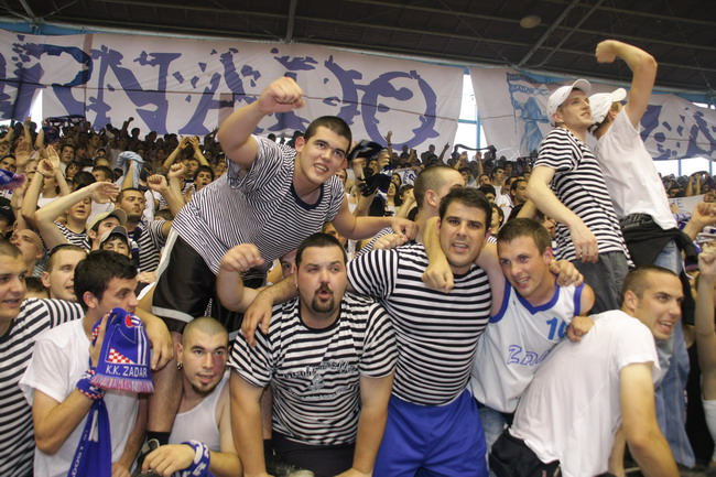 Jazine i Tornado: Prvaci za sva vremena!