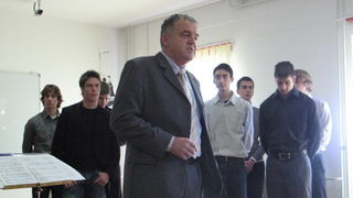 Dodjela nagrada za umjetničke radove u gimnaziji J. Barakovića Dodjela nagrada za umjetničke radove u gimnaziji J. Barakovića