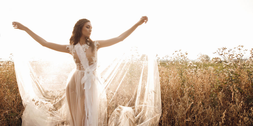 Romantika utkana u prvu kolekciju vjenčanica by Larie