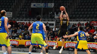 3. OTP masters vetera.a, M 45+: Vitalac Split – Maccabi Tel Aviv 66-56, foto. Iva Perinčić 3. OTP masters vetera.a, M 45+: Vitalac Split – Maccabi Tel Aviv 66-56, foto. Iva Perinčić