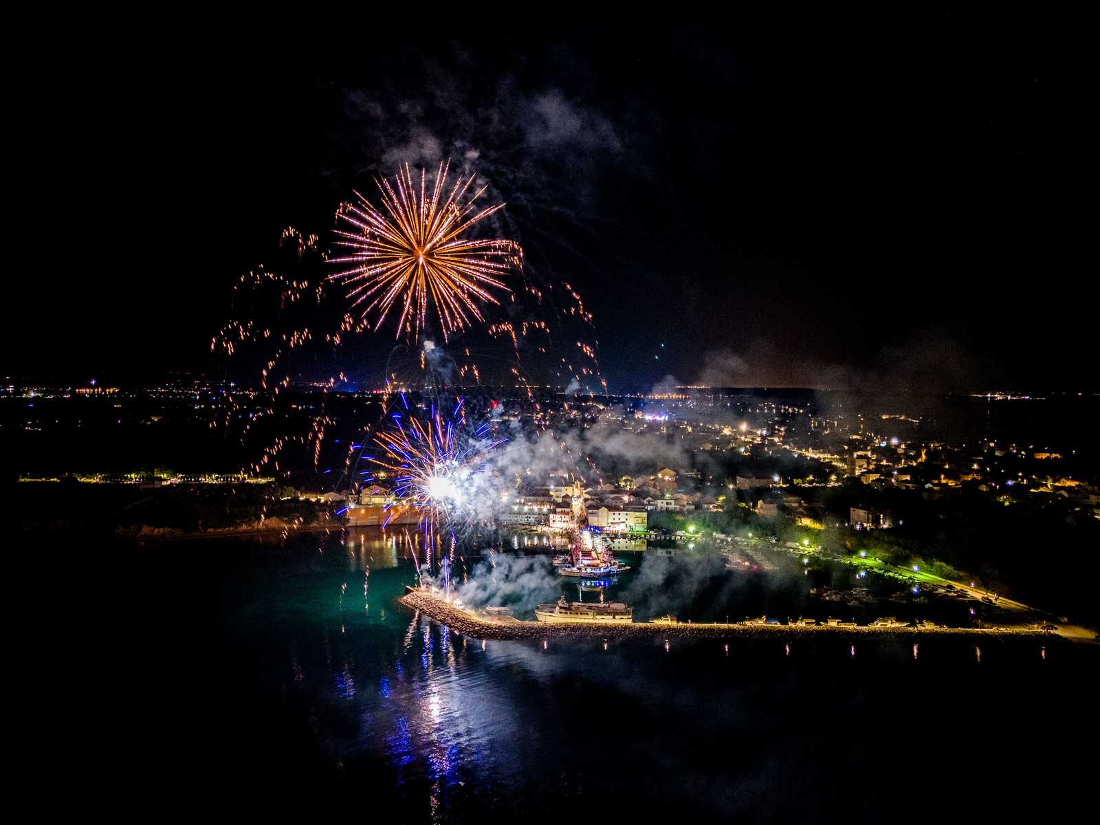 Noć privlačkih ribara i sabunjara 2024 @ luka Stari porat Noć privlačkih ribara i sabunjara 2024 @ luka Stari porat