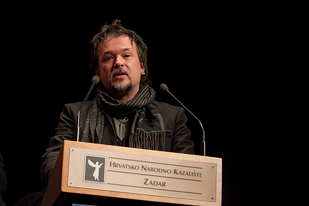 HNK Zadar: “Ljubi s ljubavlju”, foto: Leo Banić HNK Zadar: “Ljubi s ljubavlju”, foto: Leo Banić