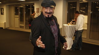 Zadar, 121110
Festival zabavne glazbe Zadar 2010 u velikoj dvorani Kresimira Cosica. Na slici Seid Memic Vajta.
Foto: Jure Miskovic / CROPIX Zadar, 121110
Festival zabavne glazbe Zadar 2010 u velikoj dvorani Kresimira Cosica. Na slici Seid Memic Vajta.
Foto: Jure Miskovic / CROPIX